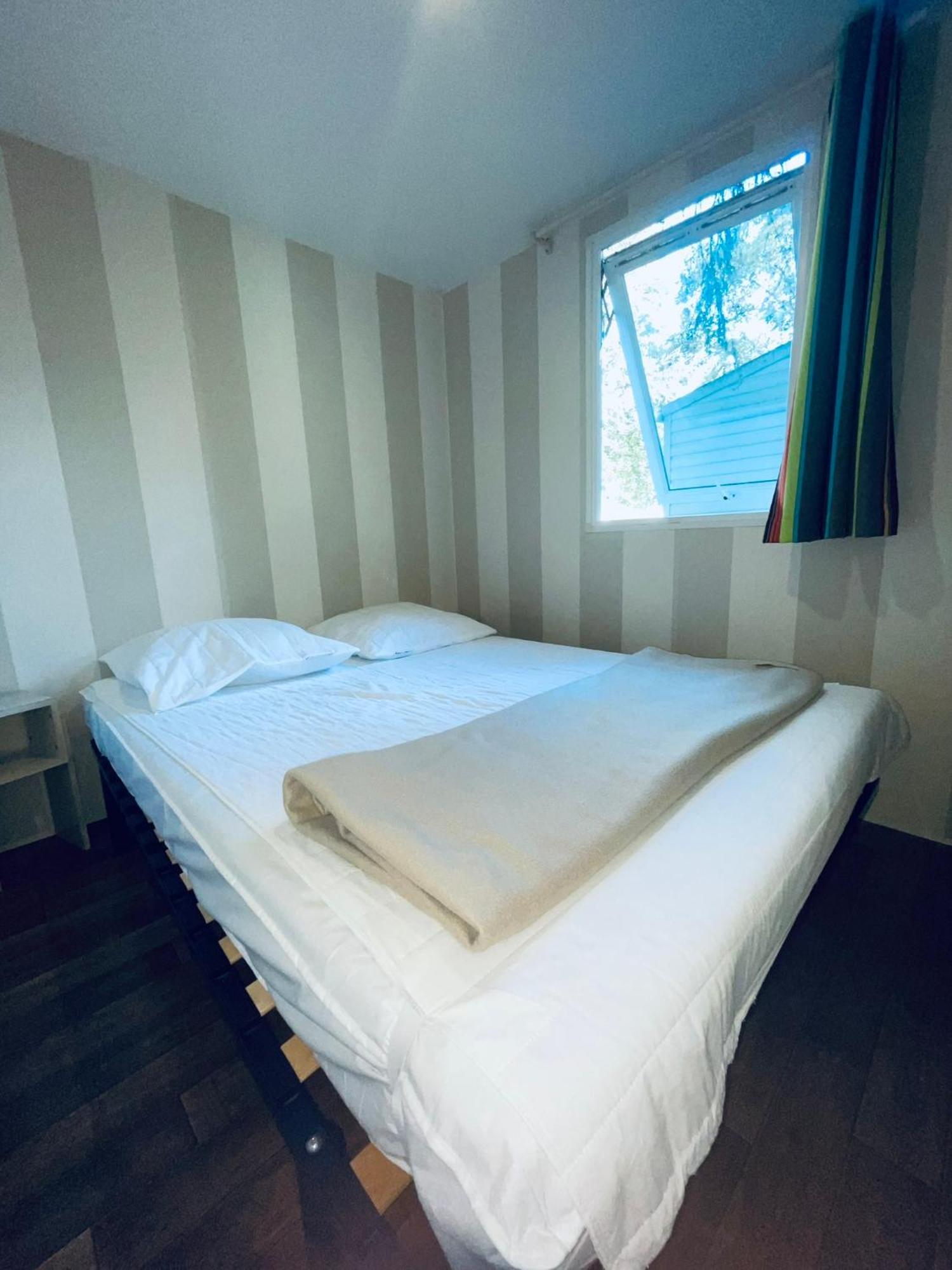 Chez Philippe Et Sylvie - 2 Bungalows Pour 5 Proche Europa-Park Boofzheim Camera foto